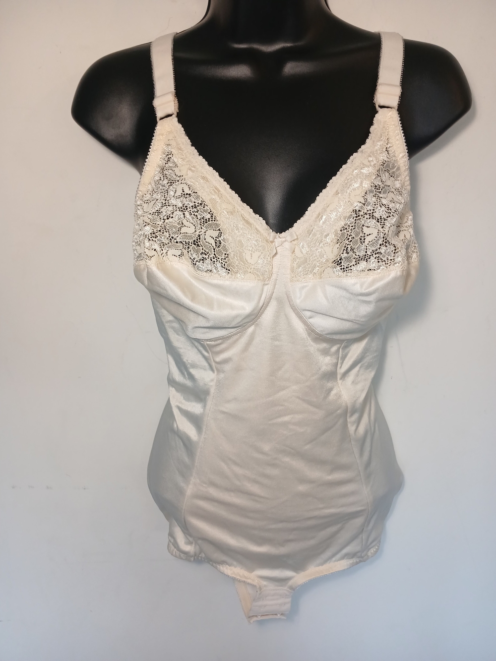 Va Bien Nude Beige Lingerie Bodysuit
